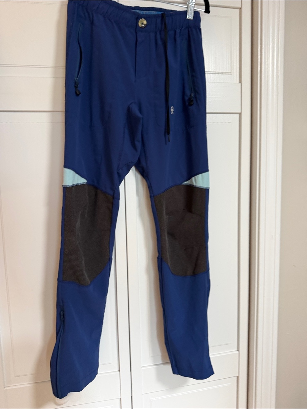 Woman’s Blue Performance Pants with Reinforced Knee Panels